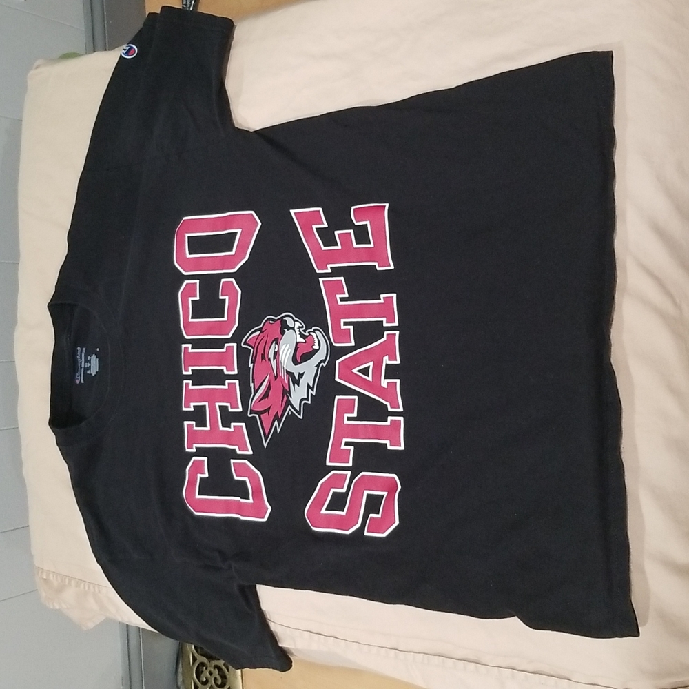 Men's Medium Chico State T-Shirt.